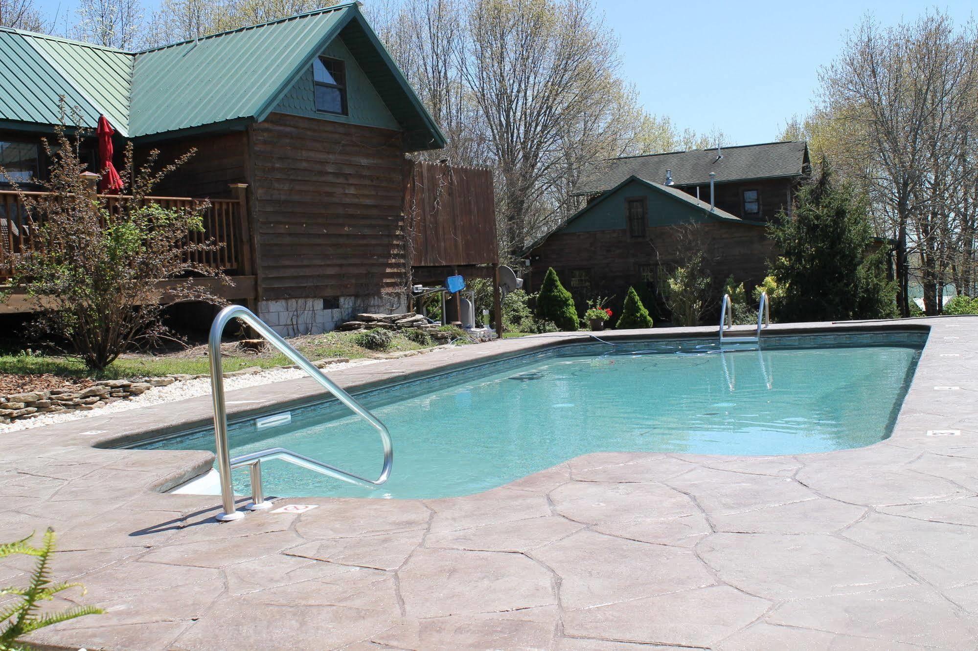 Bear Creek Lodge Cabin Resort Reeds Spring 외부 사진