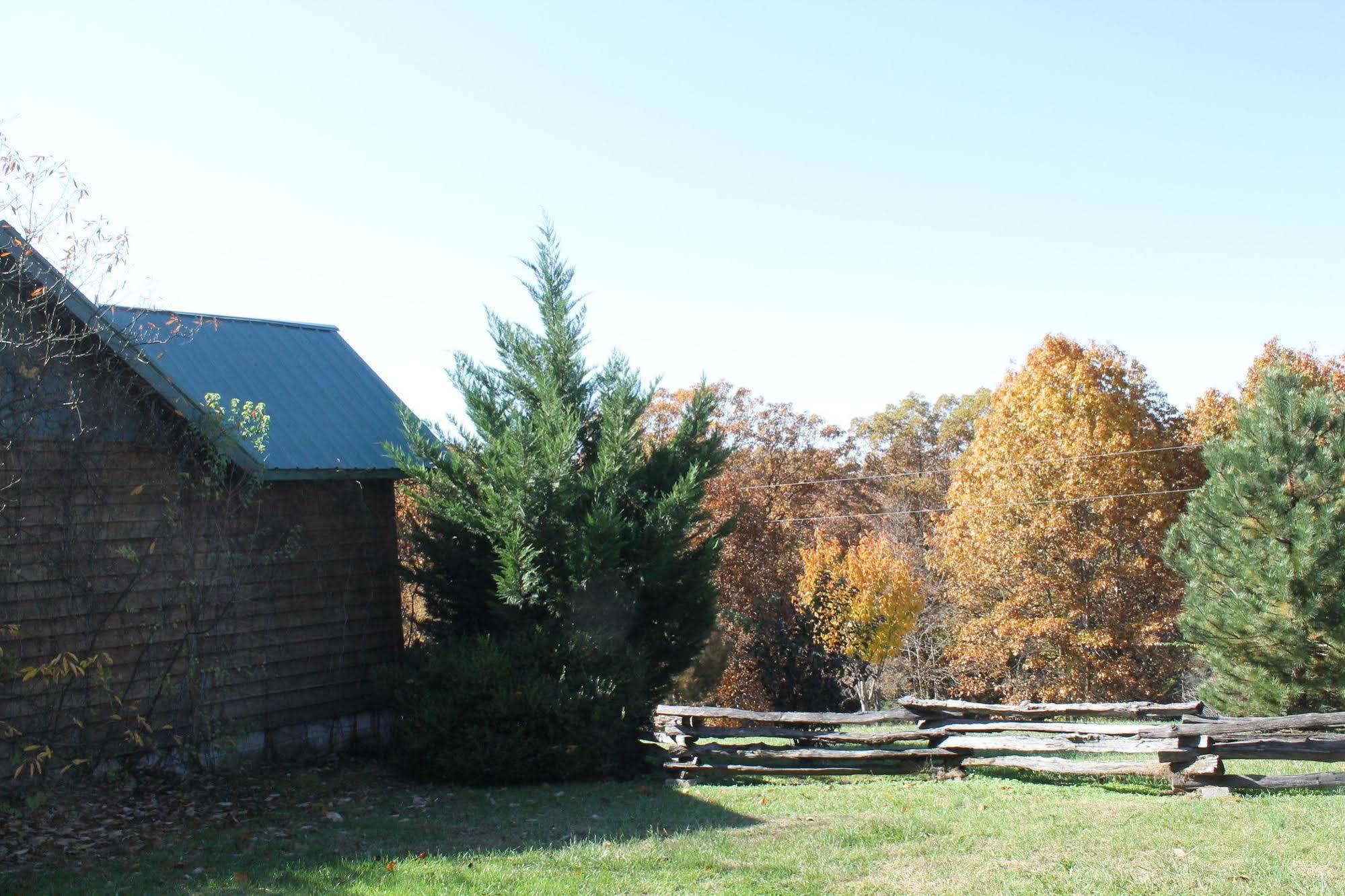 Bear Creek Lodge Cabin Resort Reeds Spring 외부 사진